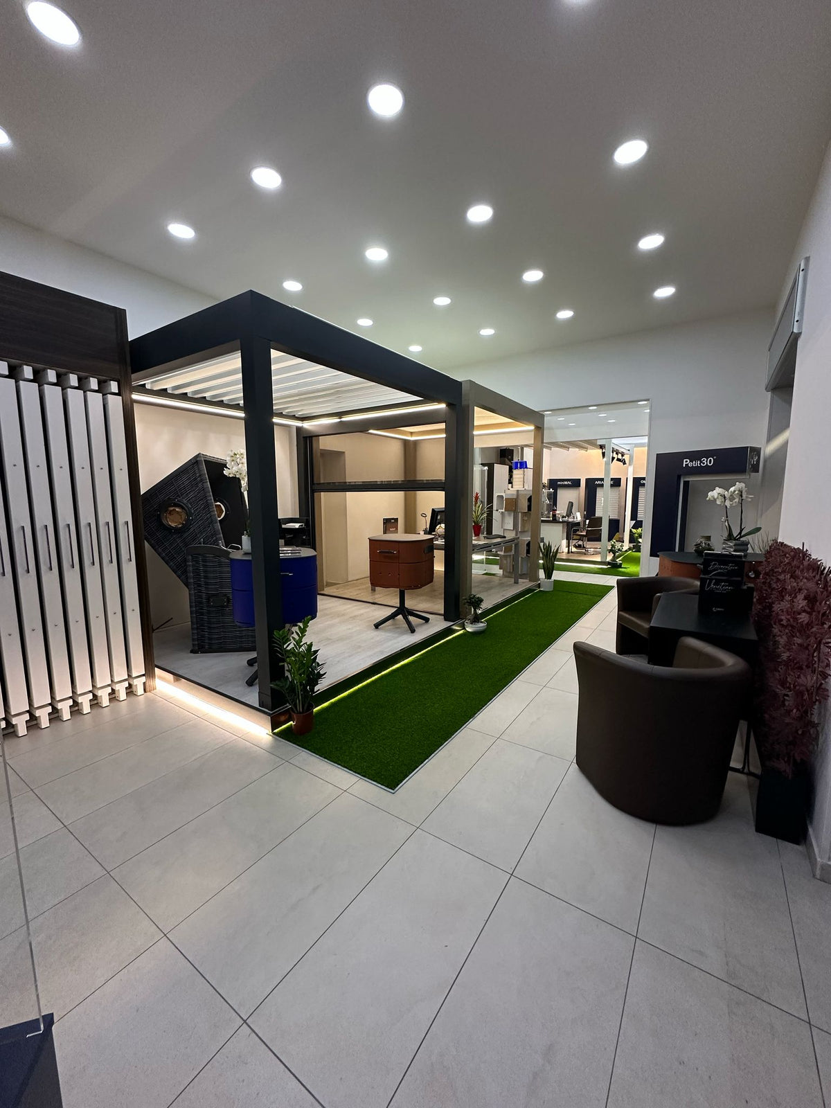 Showroom Tende Delux, tende e soluzioni per la casa